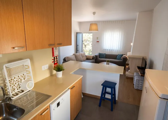 Seaing House * Falca